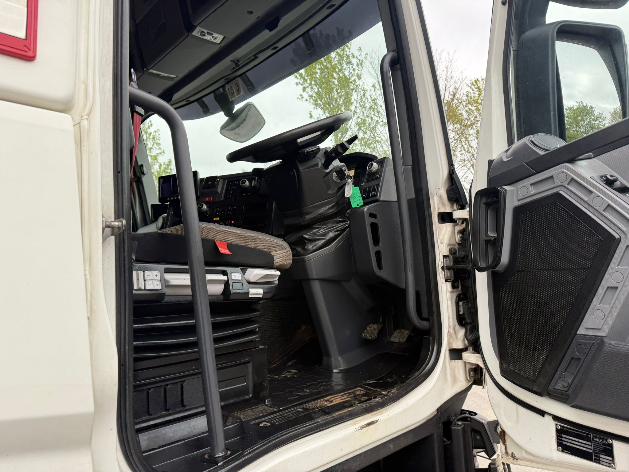 894d9030 Eab3 4c5e Bf10 E412bc71abda