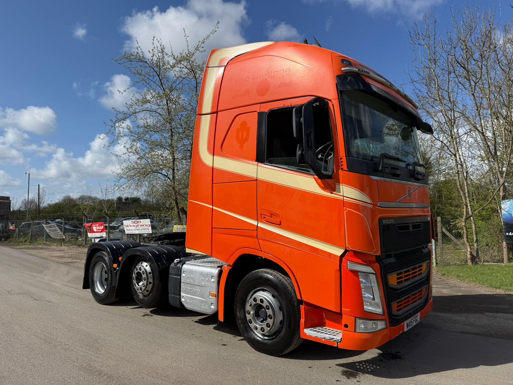 8CF05B2C 73C2 42B7 976A 3AA10D0F280C