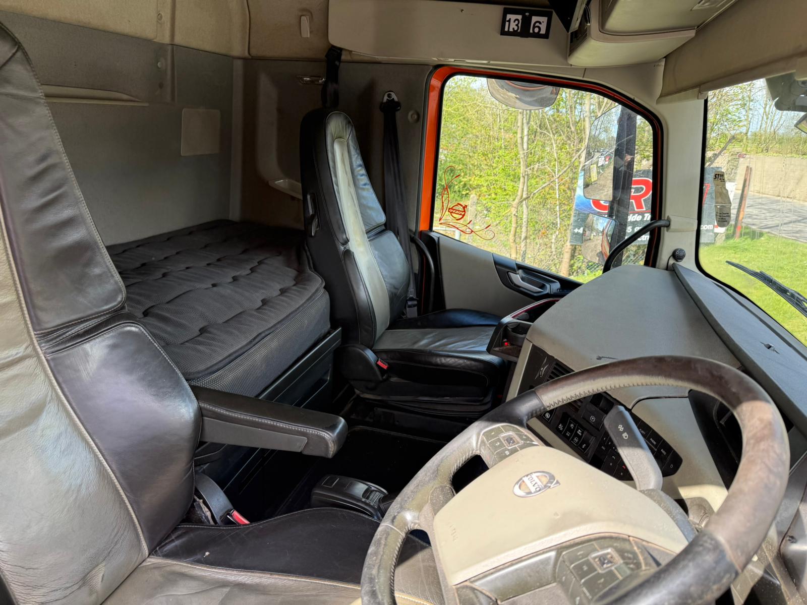 9DD022A1 BAC7 48FD AC0D B8B5765B6211