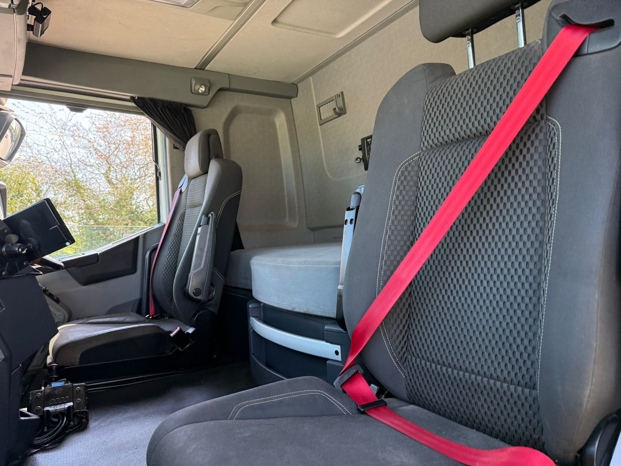 DDDB6EA1 F733 4238 829A 6BD4D08BDECA