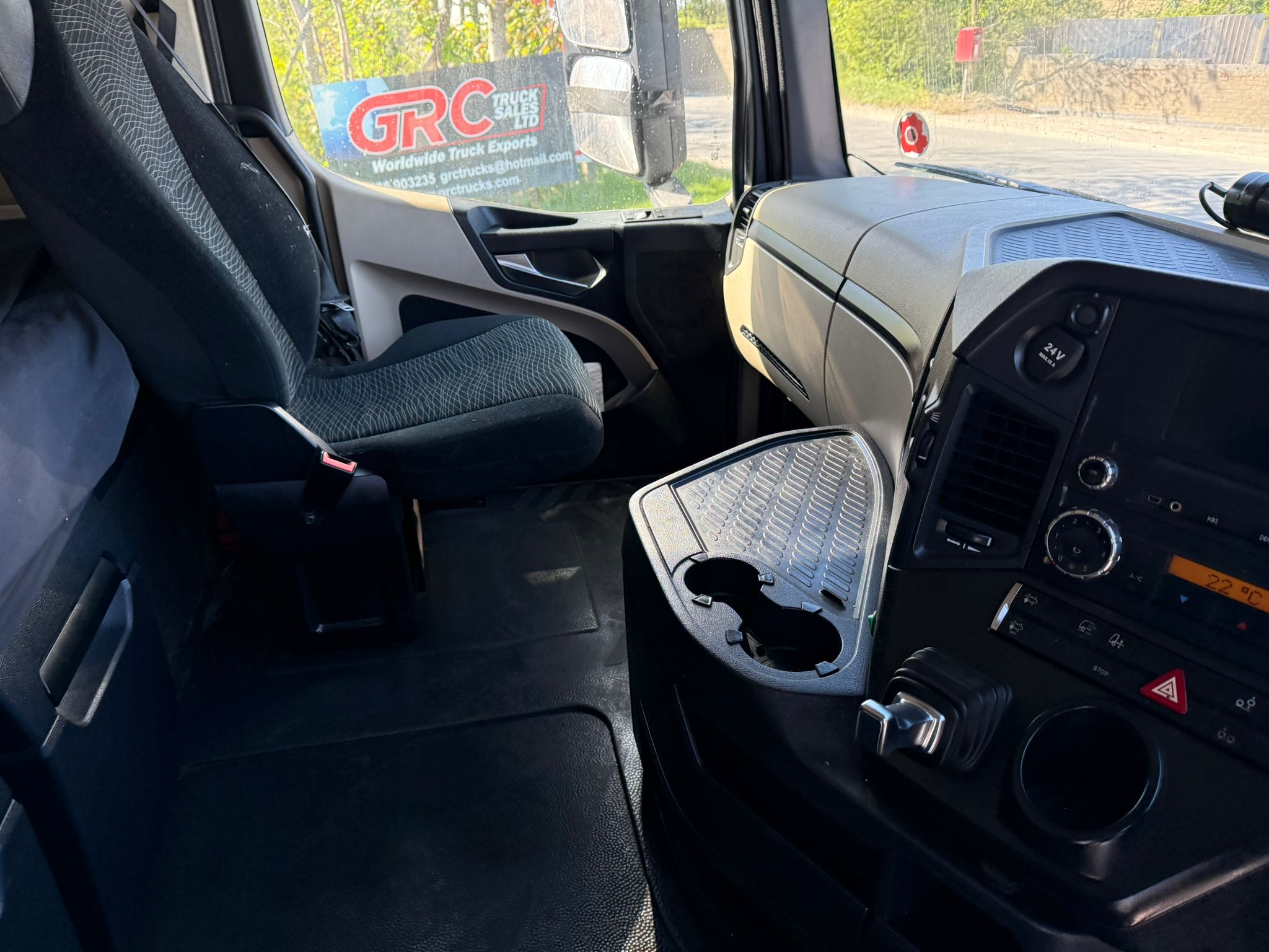 ED87802A 6ACC 46A8 8737 FA4A0D482775