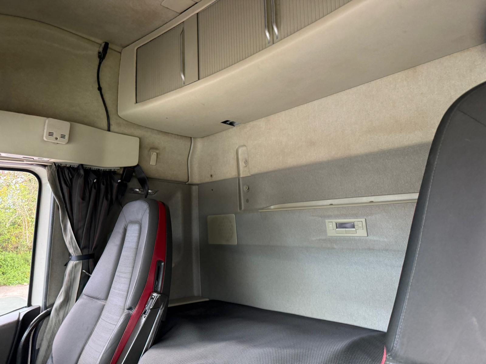 F7845861 FEFD 4C22 A61A 26AFC219492B