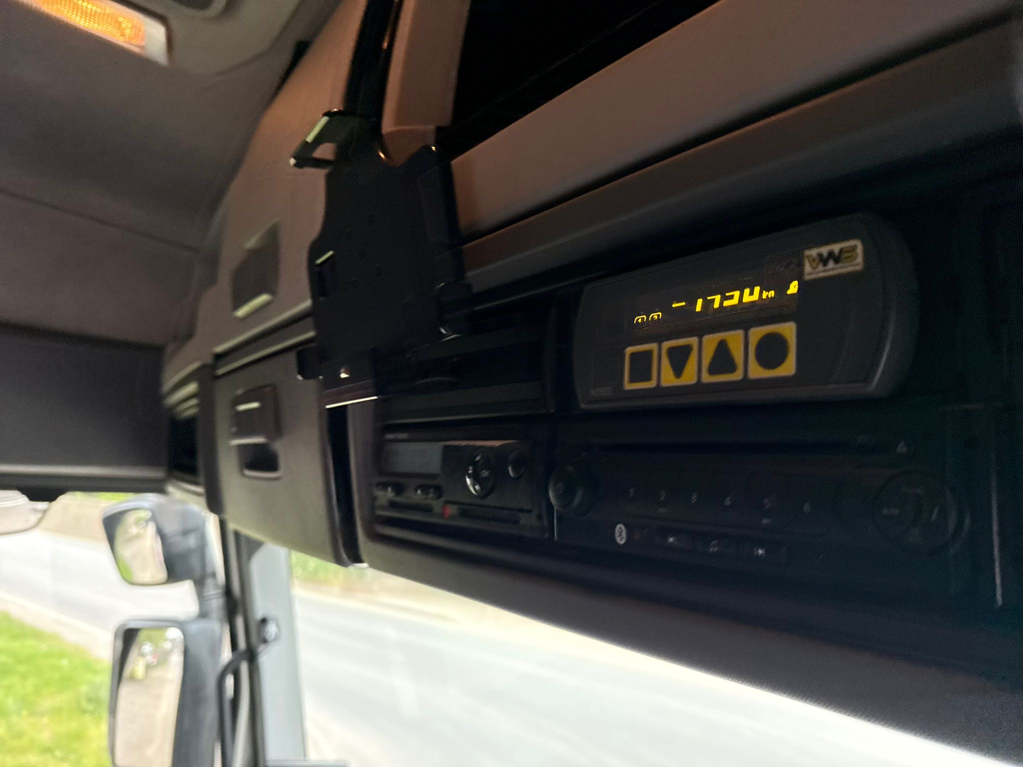 B1001b40 Fe7c 4693 9582 2573975157ae