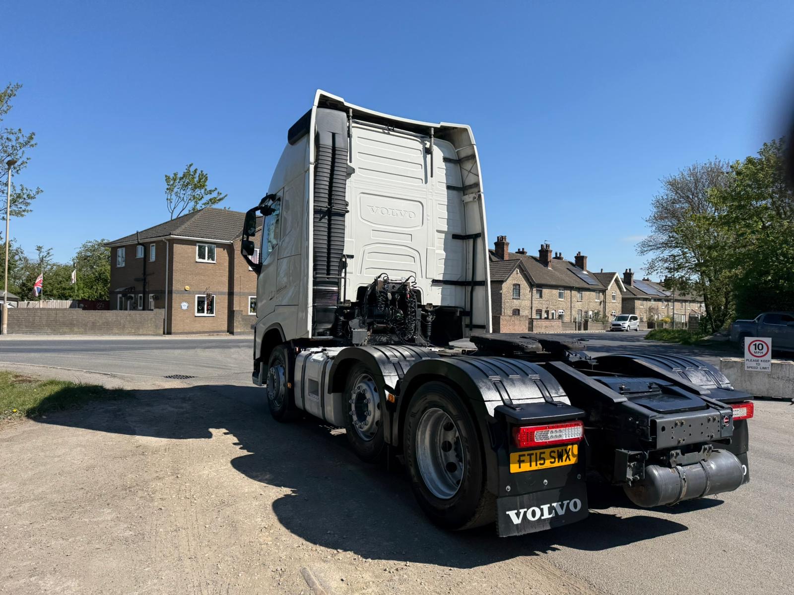 D4561891 3e38 4eac 9f3d 01a3f1fbdf01