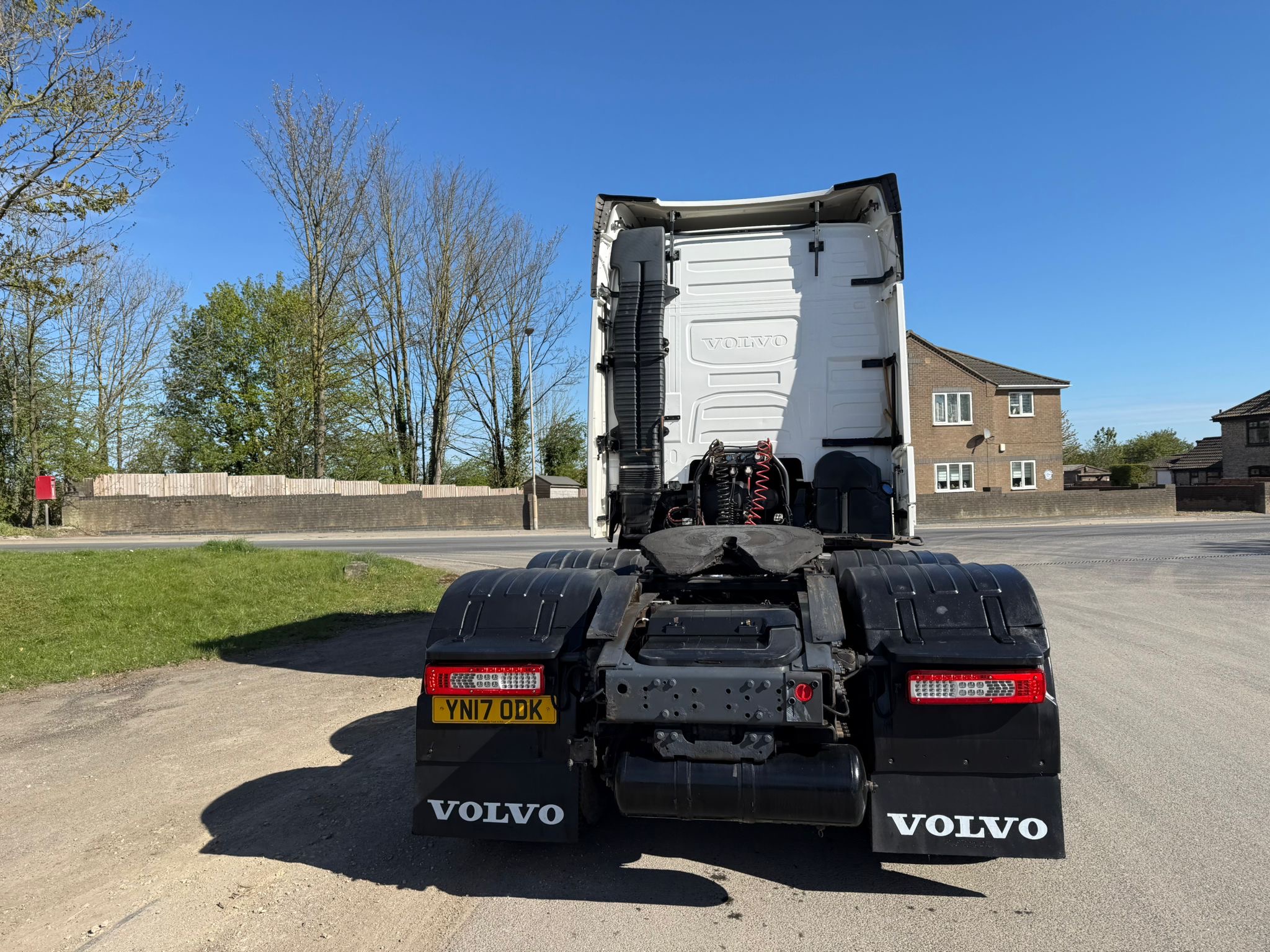 Fe81b3f5 1bd5 47bd 80b7 1f1df9a5a34c 2