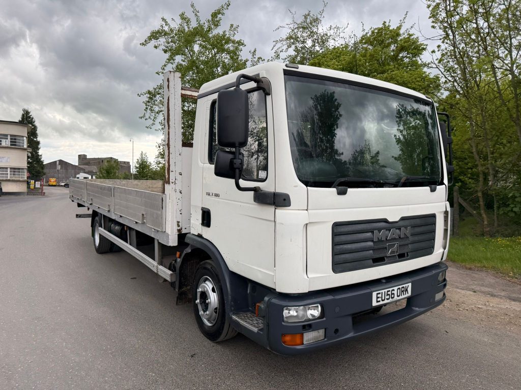 2011 MAN TGL 8 Flatbed Truck